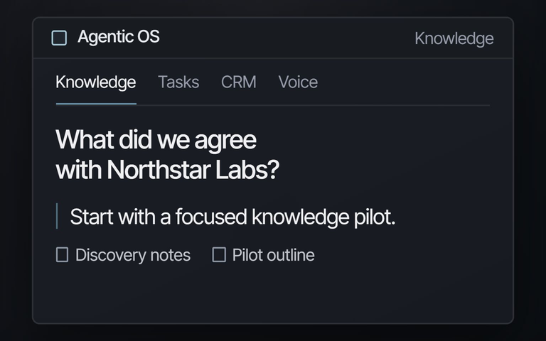 Wissenssuche in Agentic OS mit einer Antwort und den verknüpften Quellen Discovery notes und Pilot outline. Fiktives Beispiel.